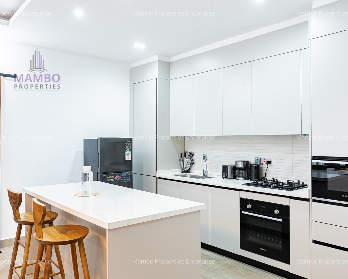 Serviced 2 Bed Apartment with En Suite at Riverside Dr - 8