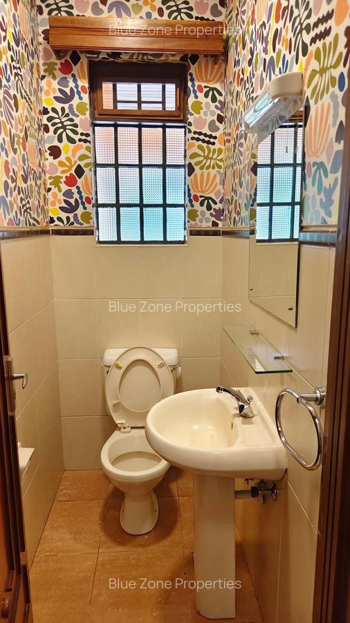 5 Bed House with En Suite at Nyari Central - 17