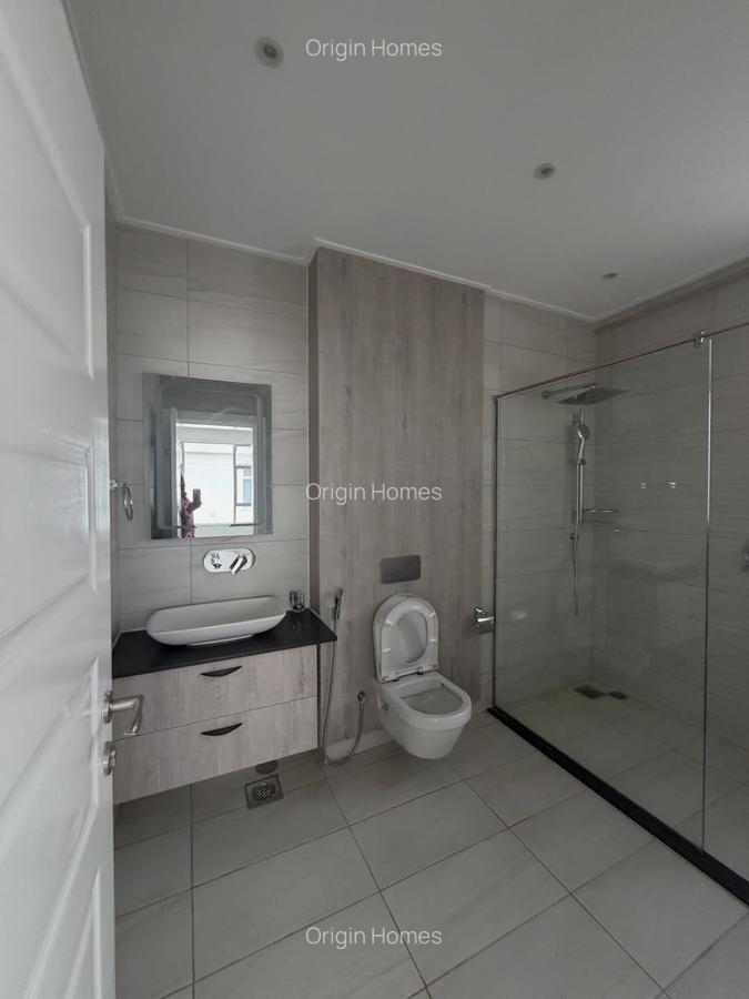 3 Bed Apartment with En Suite at Westlands - 14