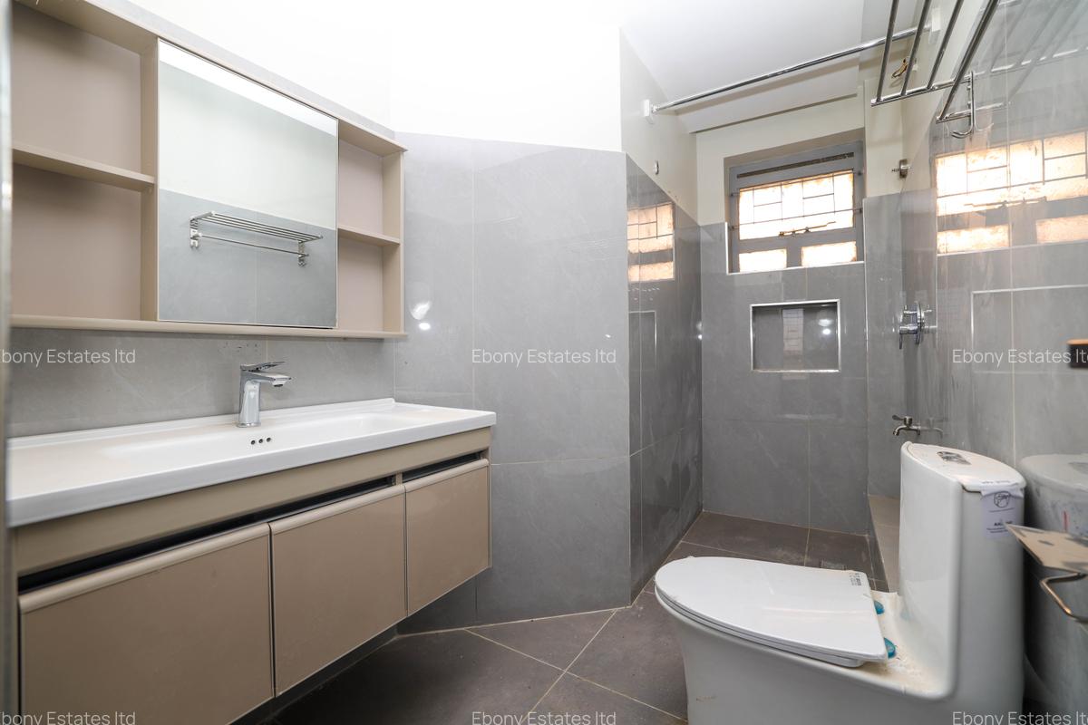 4 Bed Townhouse with En Suite at Kimalat -Enkasiti - 12