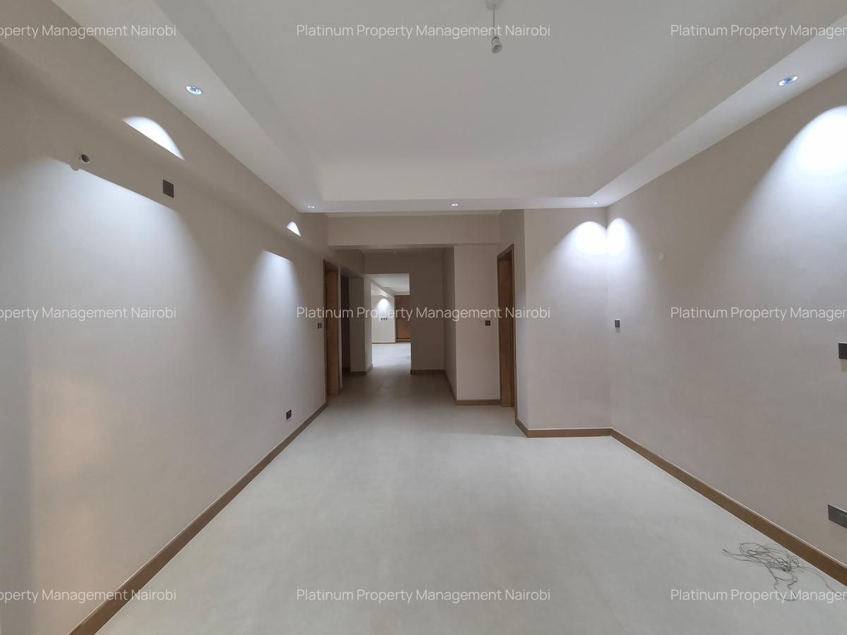 4 Bed Apartment with En Suite at Off Peponi Rd - 7