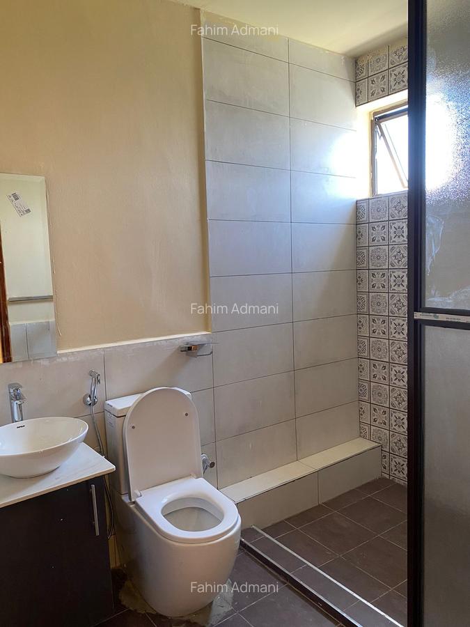 4 Bed Apartment with En Suite at Moyne Drive - 5