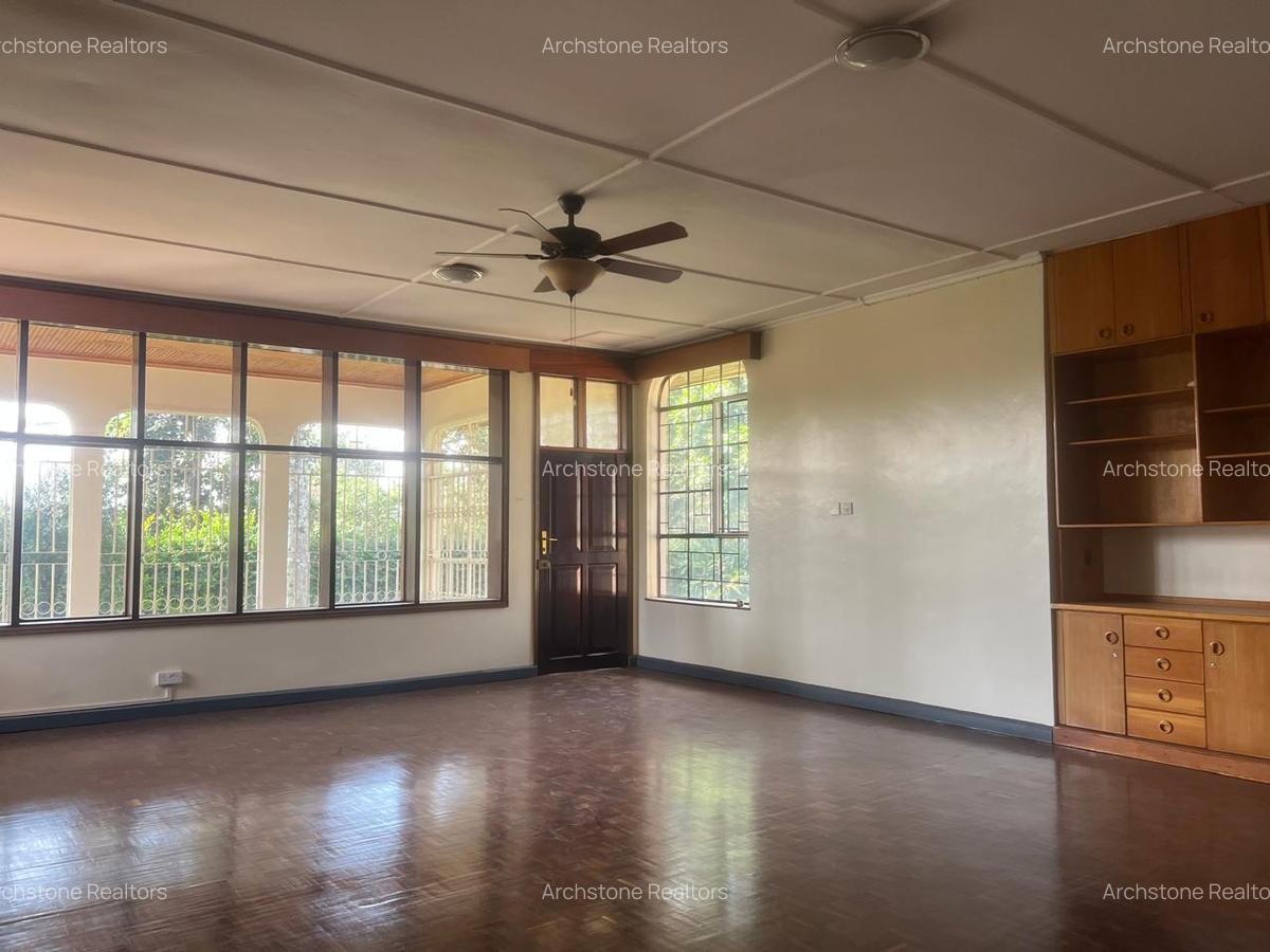 5 Bed House with En Suite in Runda - 5
