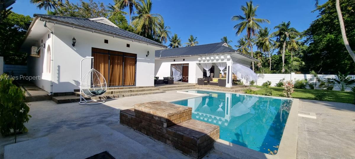 3 Bed Villa with En Suite at Mtwapa - 3