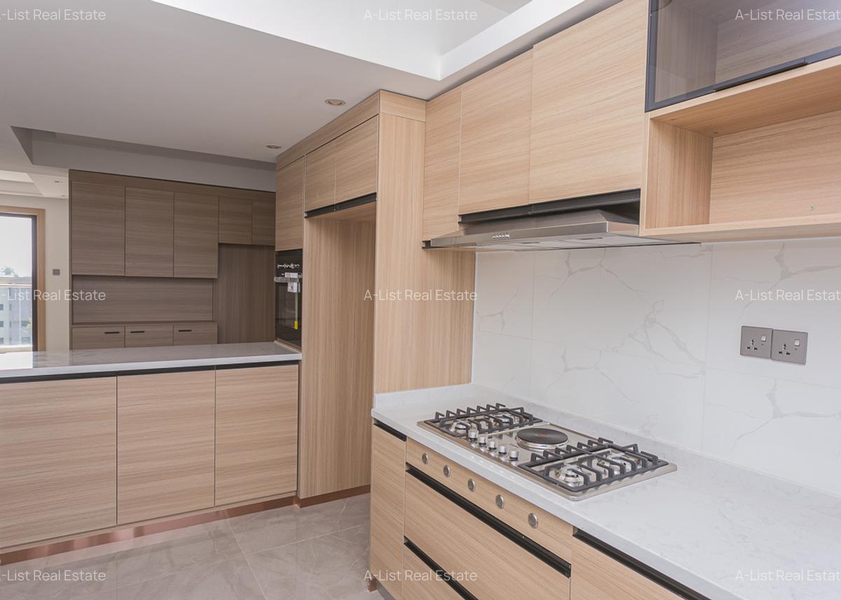3 Bed Apartment with Swimming Pool at Riverside Lane West - 10