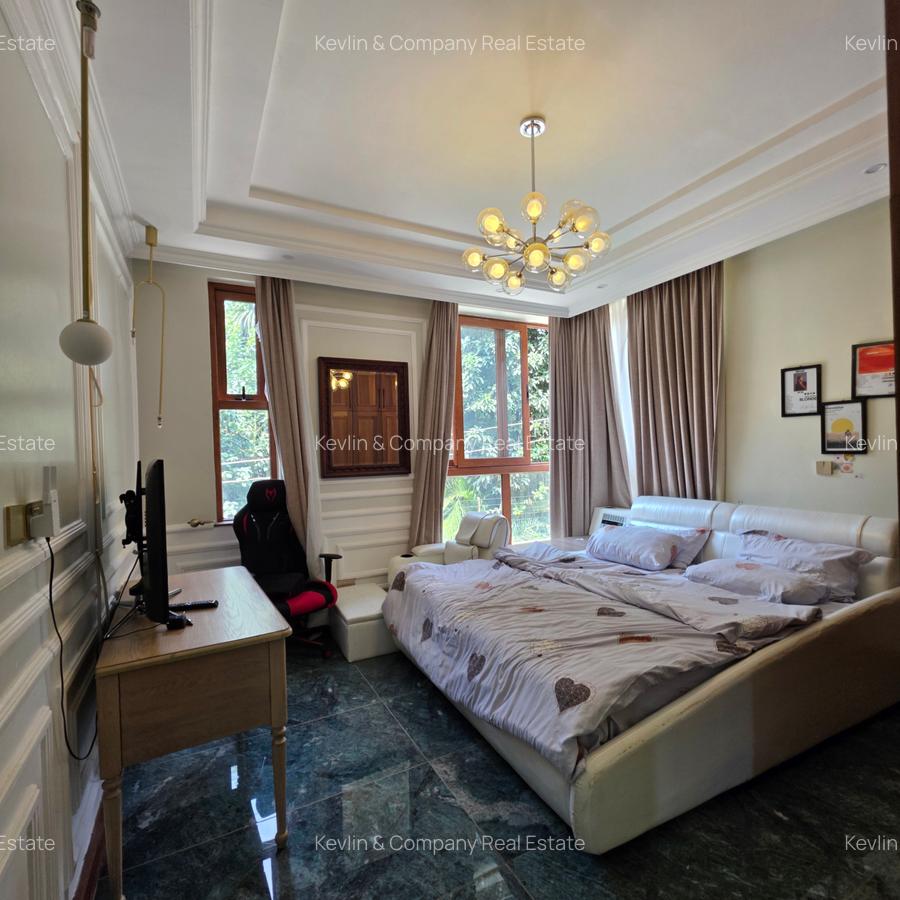 6 Bed Villa with En Suite in Lavington - 14