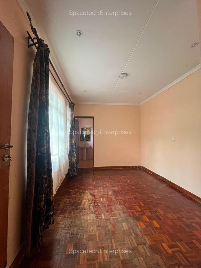 2 Bed House with En Suite in Kitisuru - 13