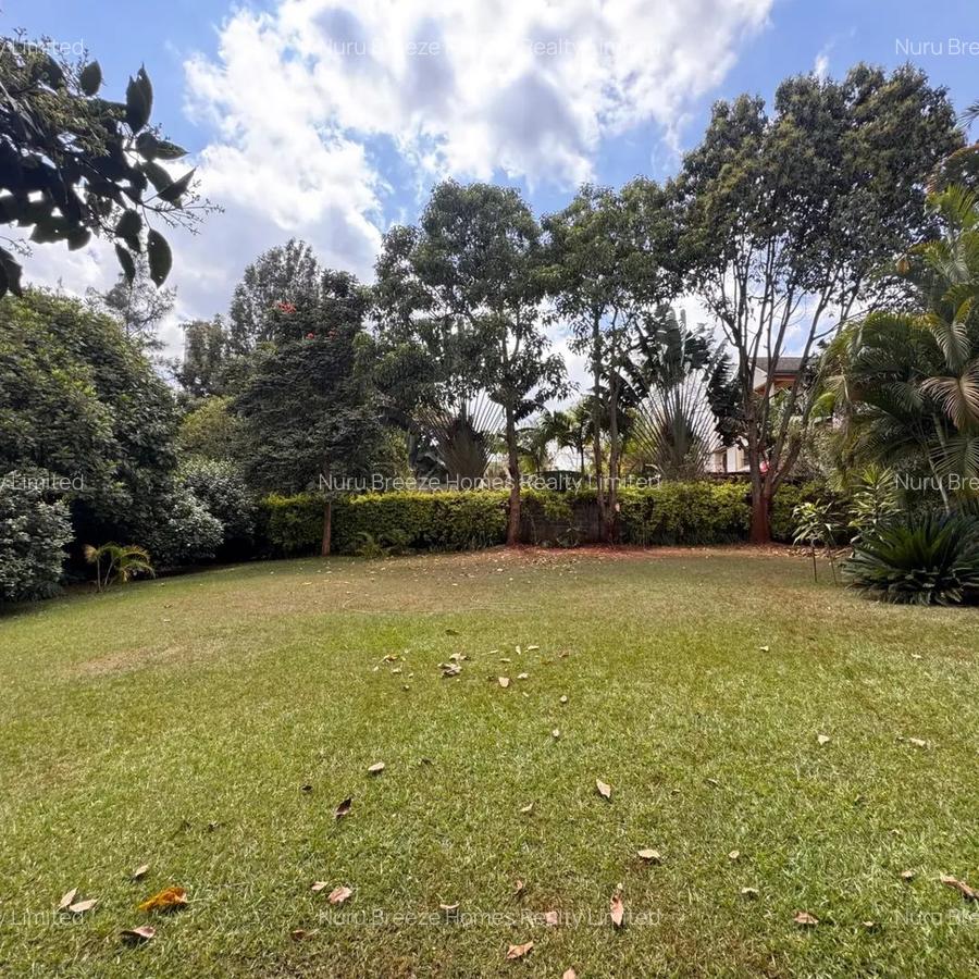 4 Bed House with En Suite in Runda - 20
