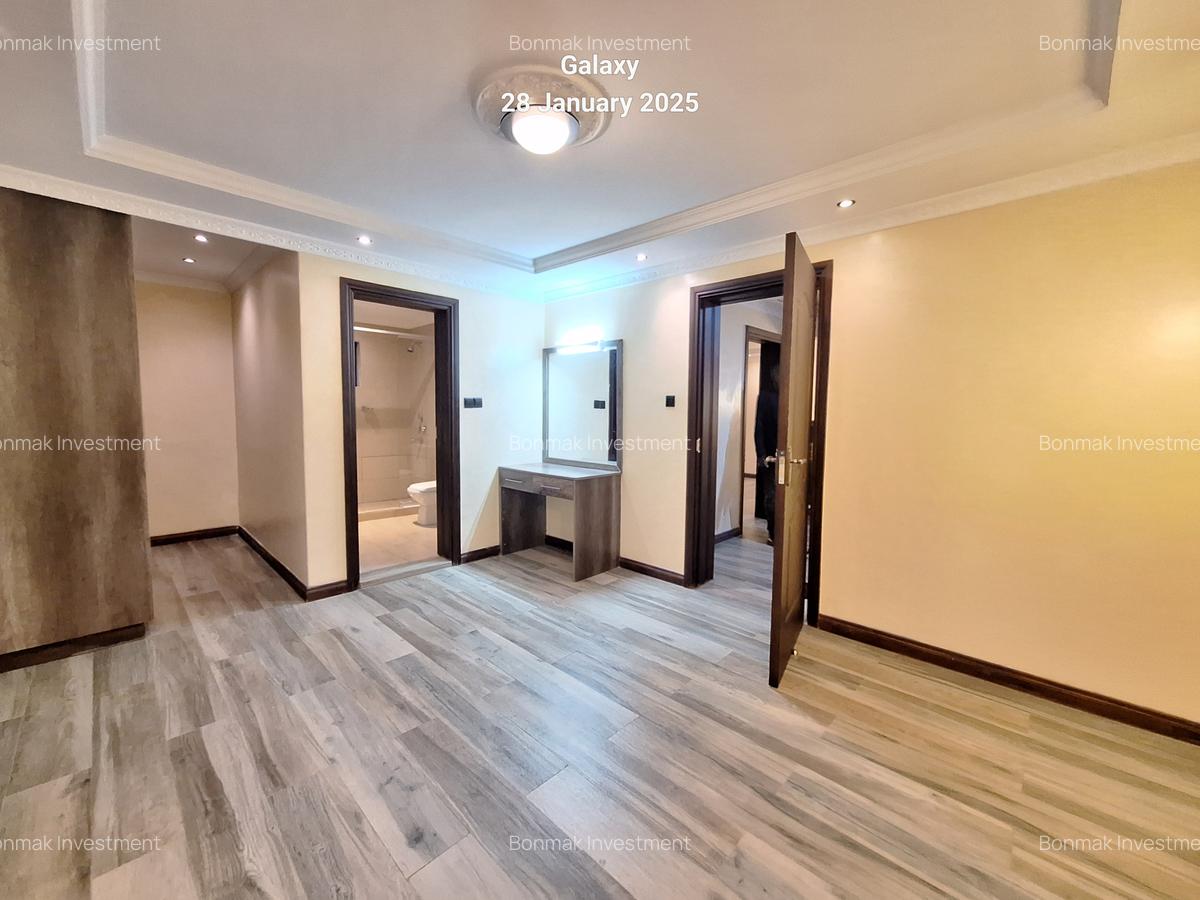 4 Bed Townhouse with En Suite at Off James Gichuru - 12
