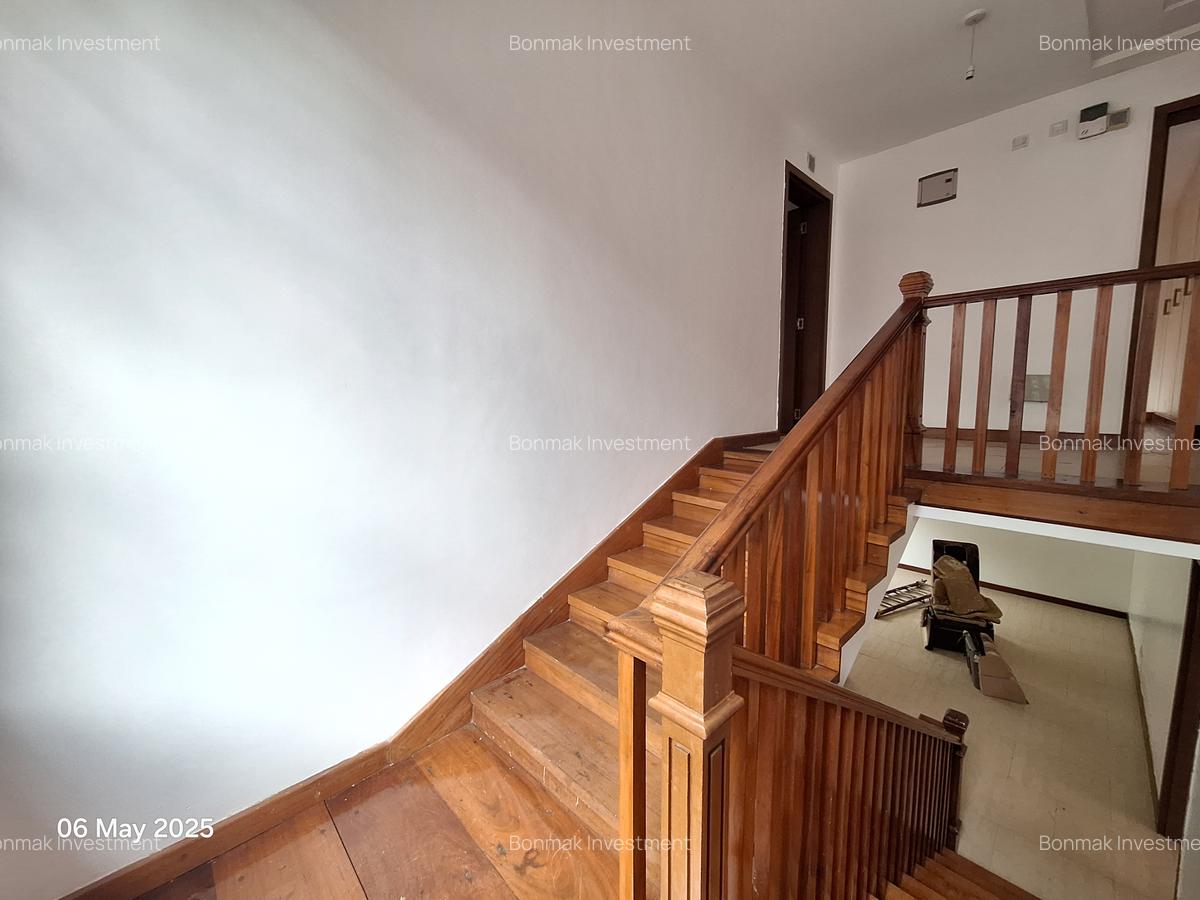 5 Bed Townhouse with En Suite at Kaputei Gardens. - 9