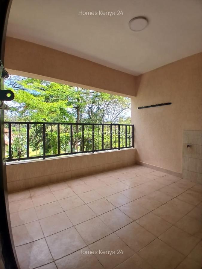 3 Bed Apartment in Ridgeways - 3