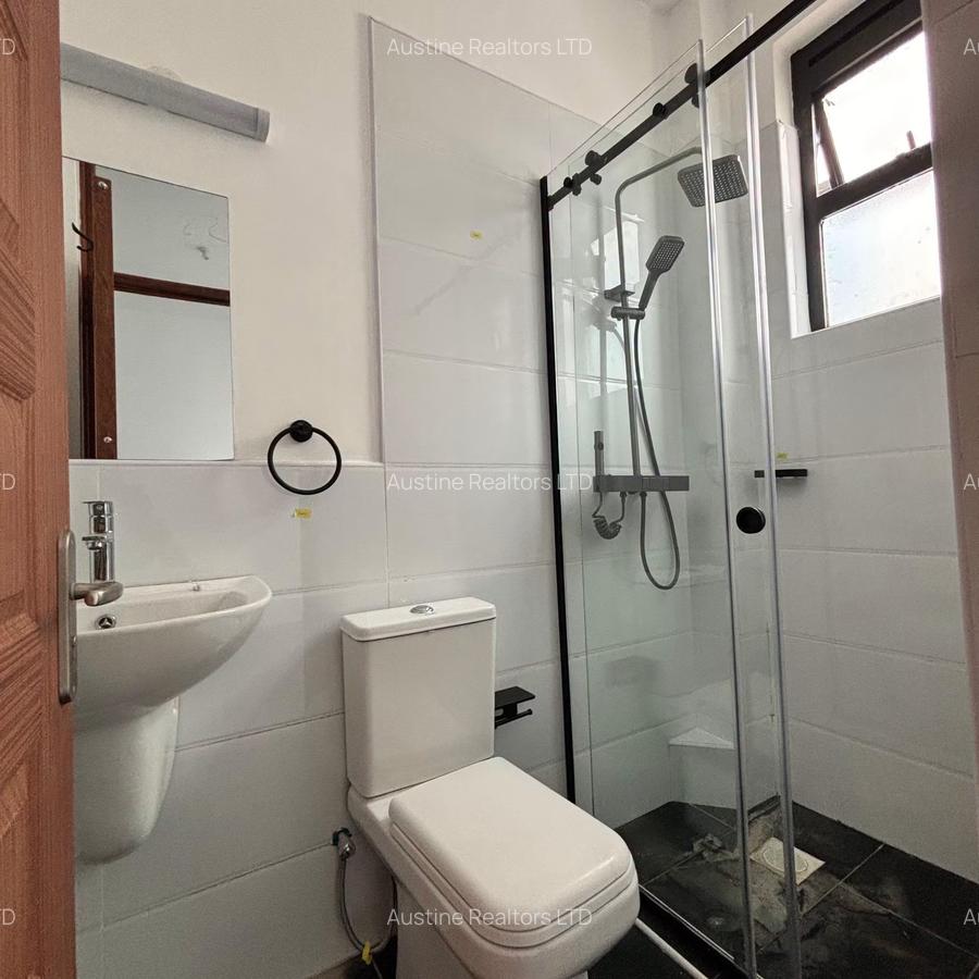 4 Bed Townhouse with En Suite at Eastern Bypass - 16