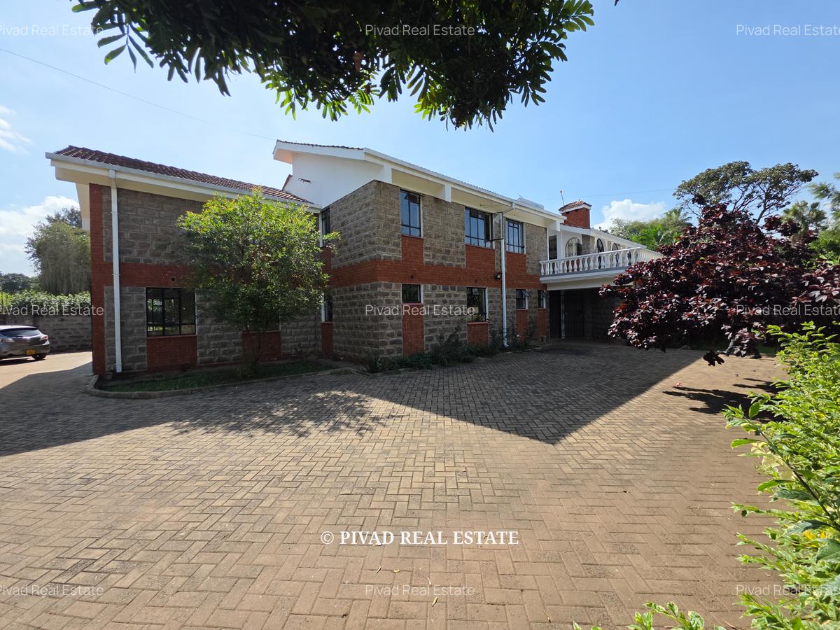 5 Bed House with Garden in Runda - 2