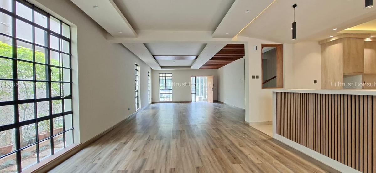 4 Bed Townhouse with En Suite at Off Peponi Rd - 10