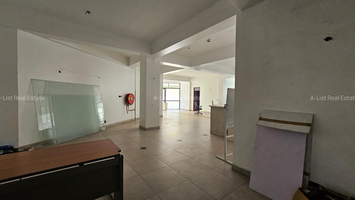 4,400 m² Office with Service Charge Included at Upper Hill Area - 3