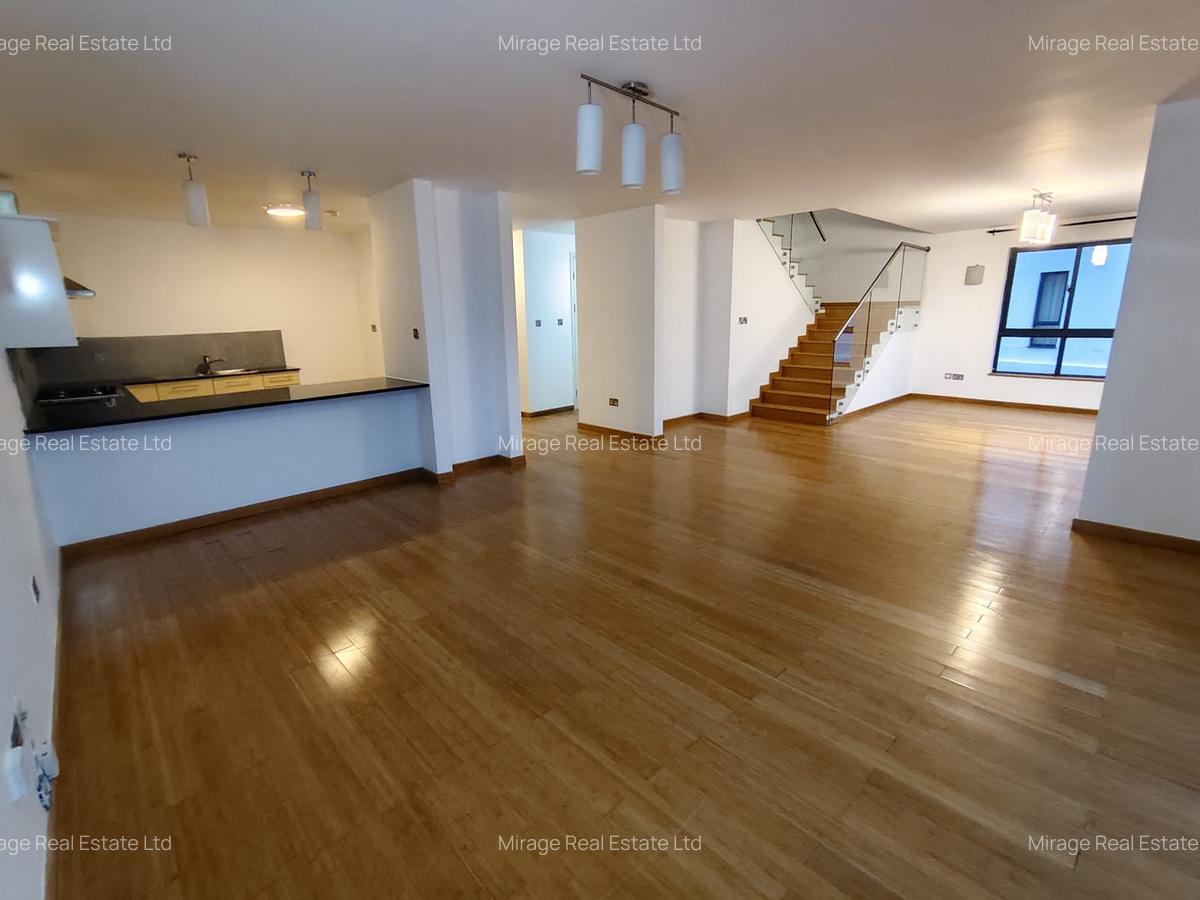 2 Bed Apartment with Swimming Pool in Garden Estate - 5