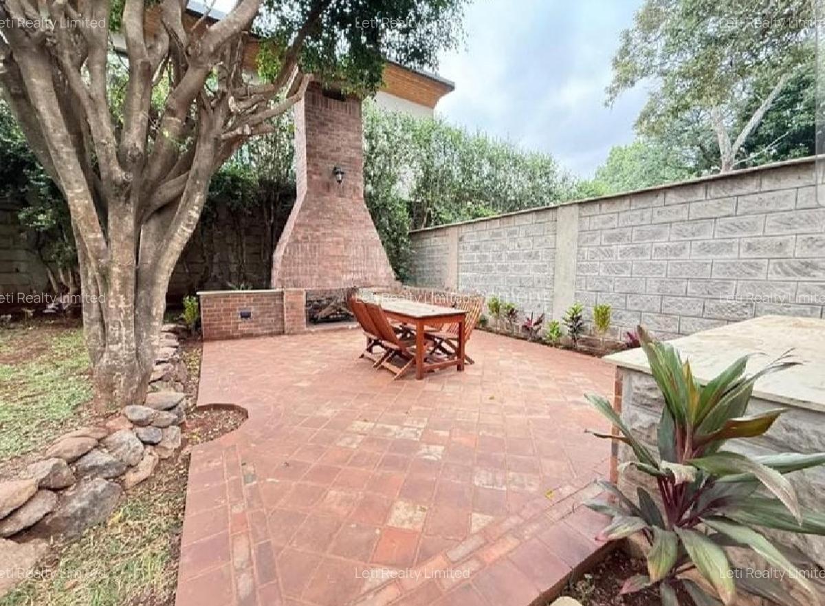 4 Bed Townhouse with En Suite in Lavington - 4