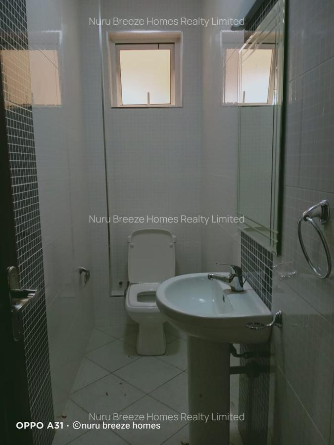 3 Bed Apartment with En Suite in Brookside - 14