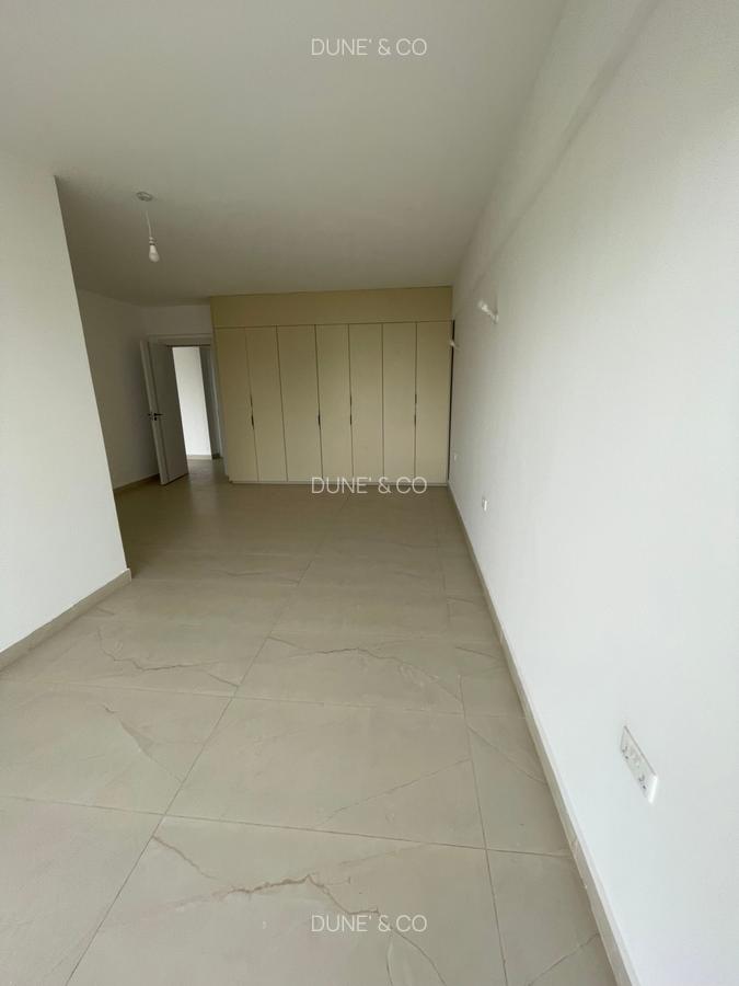 4 Bed Apartment with En Suite in Westlands Area - 12