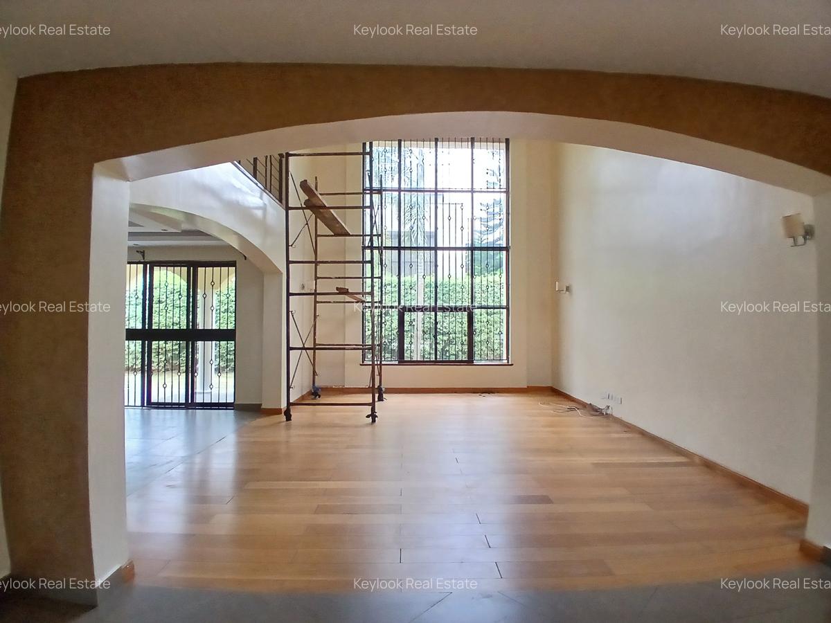 4 Bed Townhouse with En Suite at Lavington Green - 13