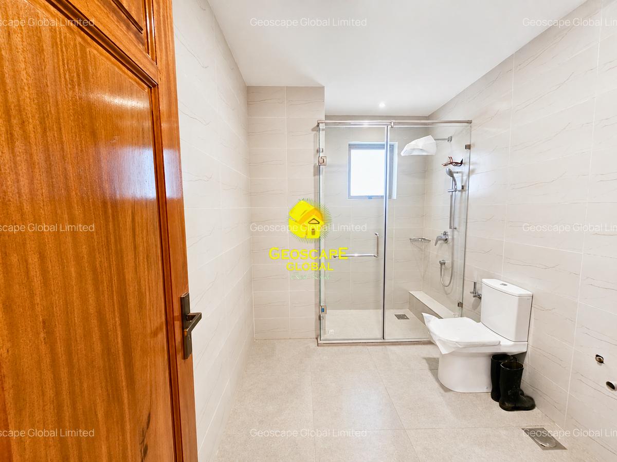 5 Bed House with En Suite in Nyari - 5