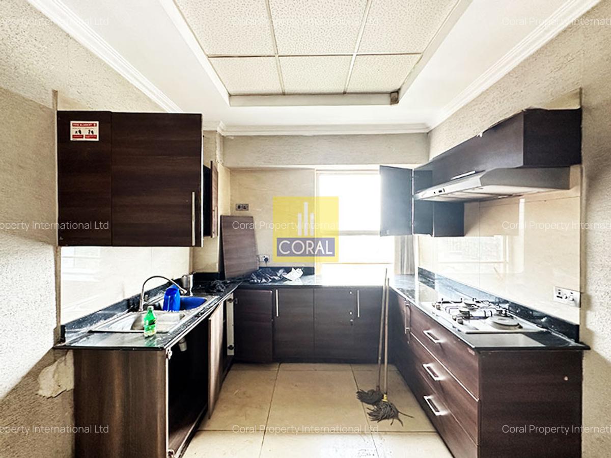 Office in Parklands - 11