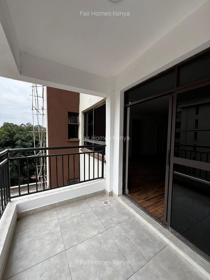 3 Bed Apartment with En Suite at Hatheru Road - 6