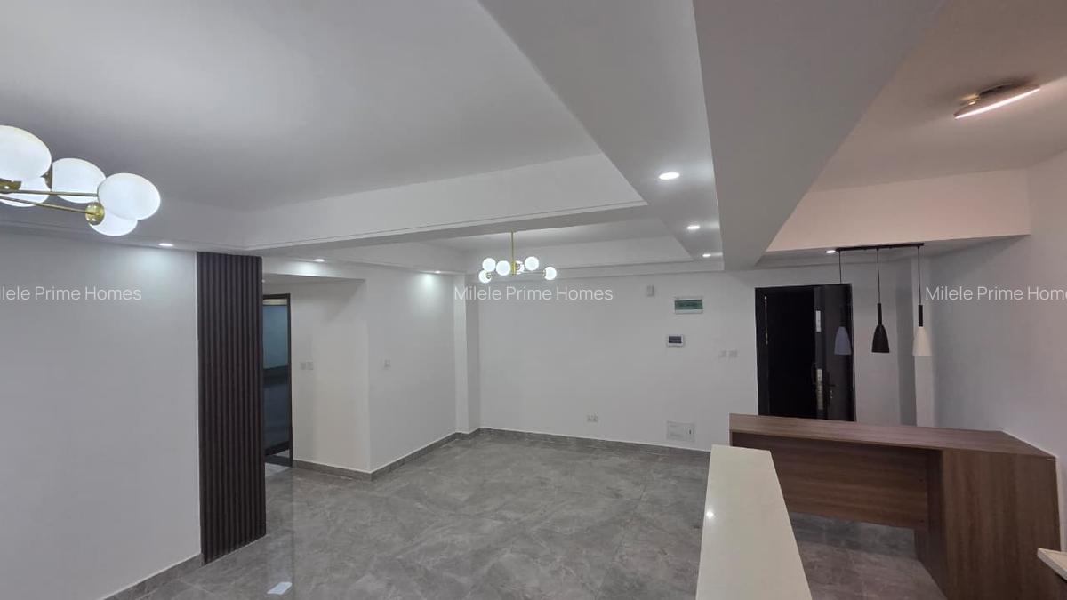 Serviced 3 Bed Apartment with En Suite at Riverside Drive - 3