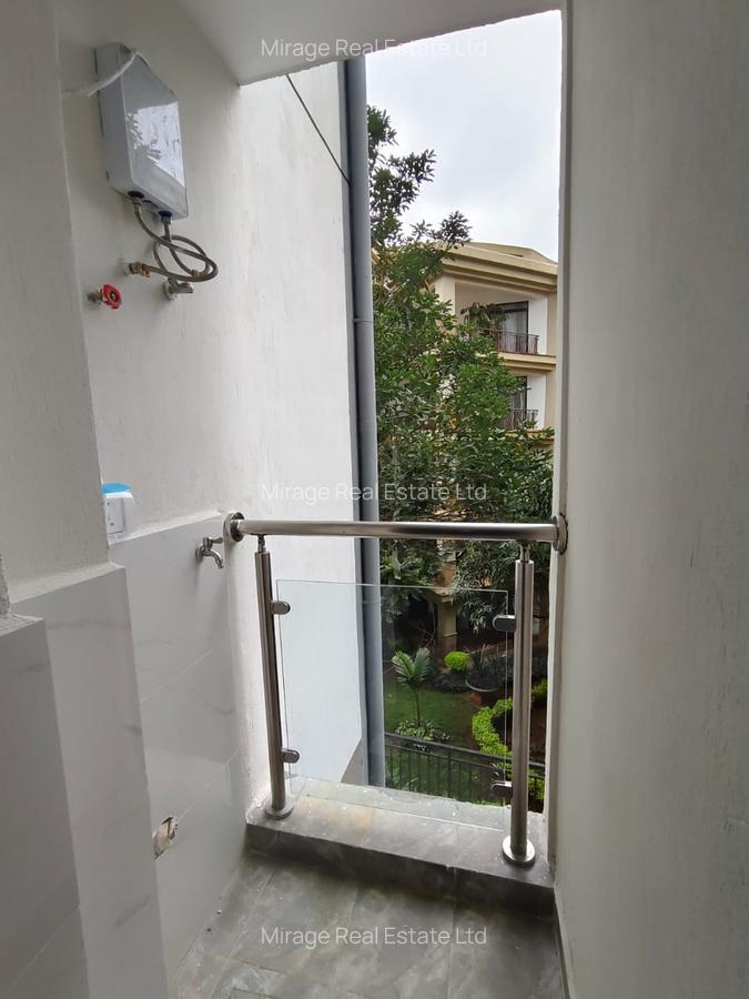 1 Bed Apartment with Gym in Riverside - 7