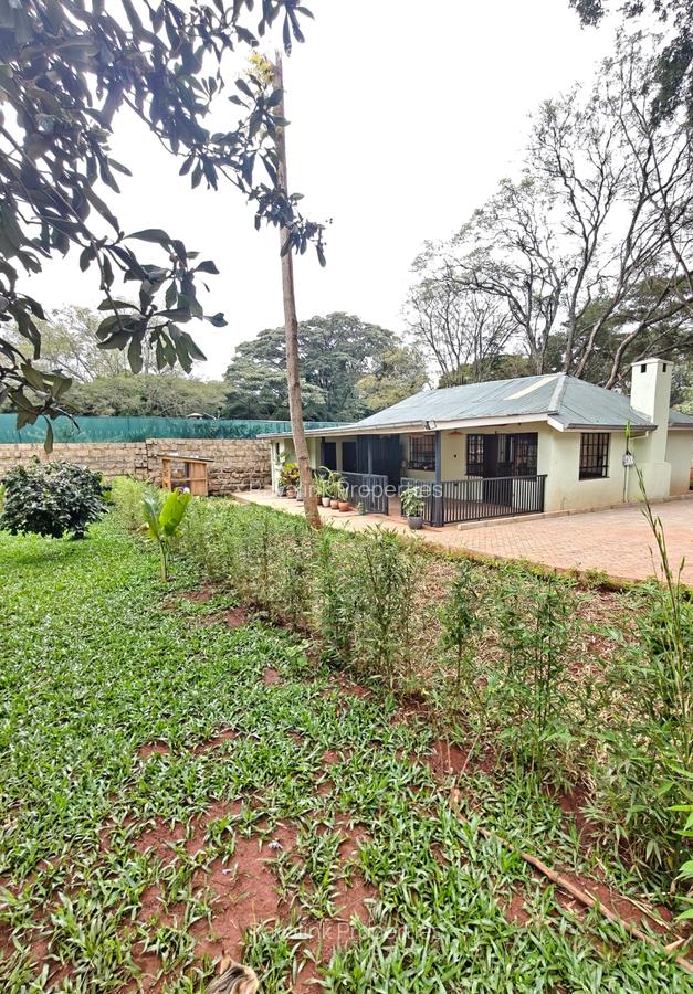 2 Bed House with En Suite at Karen - 2