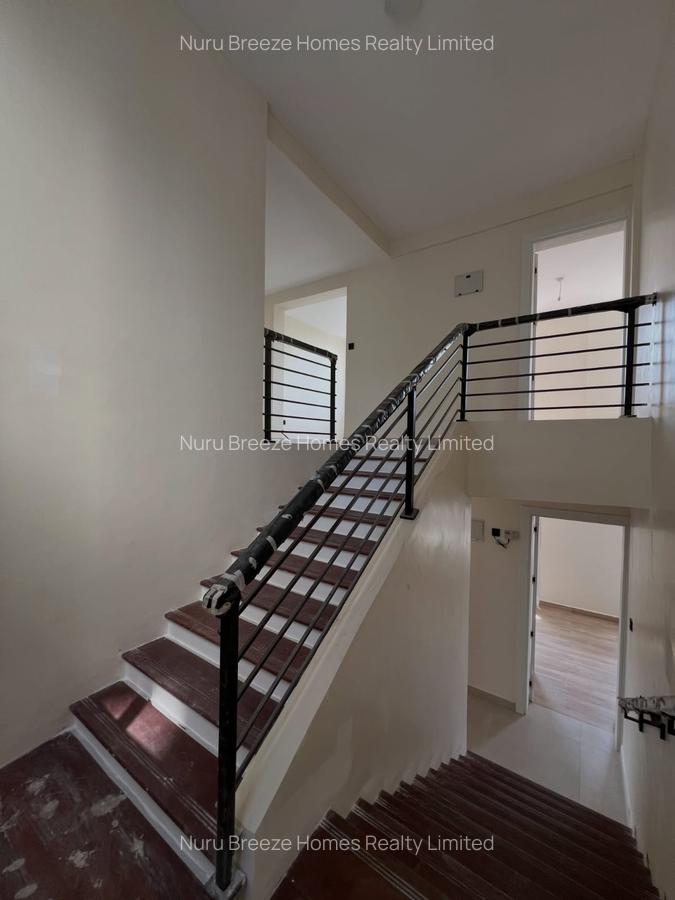 4 Bed Apartment with En Suite in General Mathenge - 6