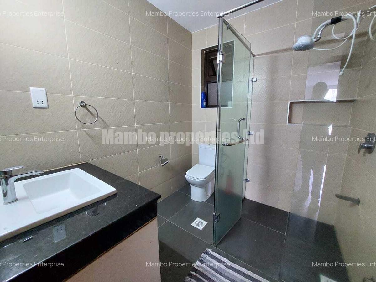 Serviced 2 Bed Apartment with En Suite at Kitale Lane - 12