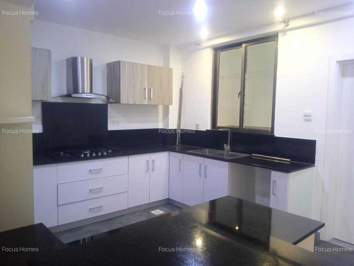 4 Bed Apartment with En Suite in Lavington - 2
