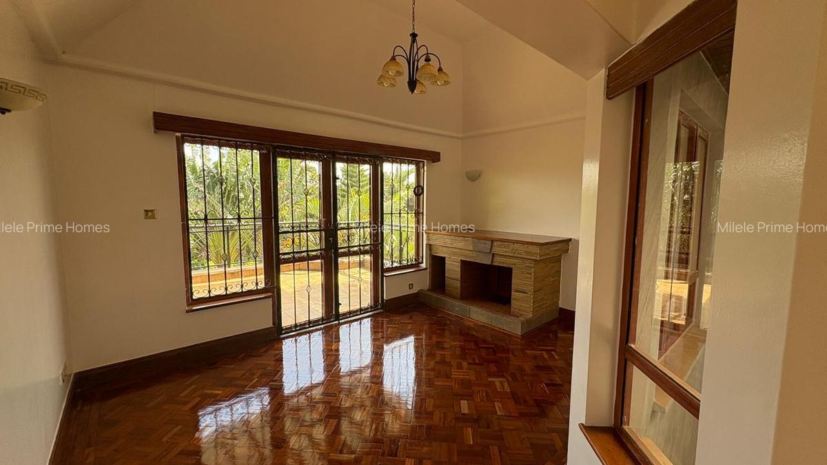 5 Bed Villa with En Suite at Mimosa - 20