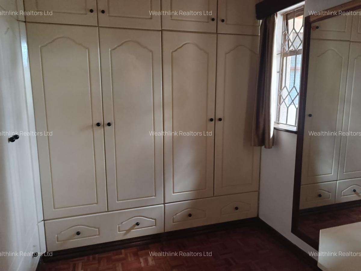 5 Bed House with En Suite at Runda - 11