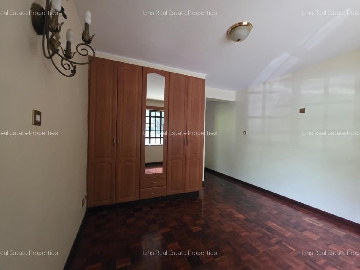 4 Bed Townhouse with En Suite in Kitisuru - 10