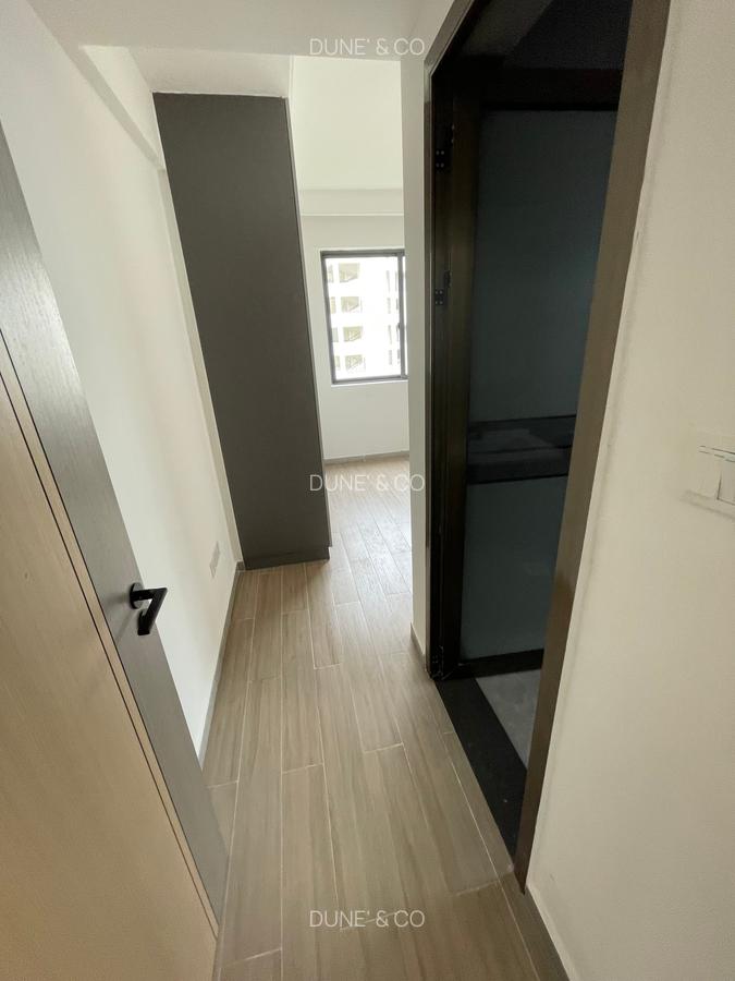 2 Bed Apartment with En Suite in Riverside - 14