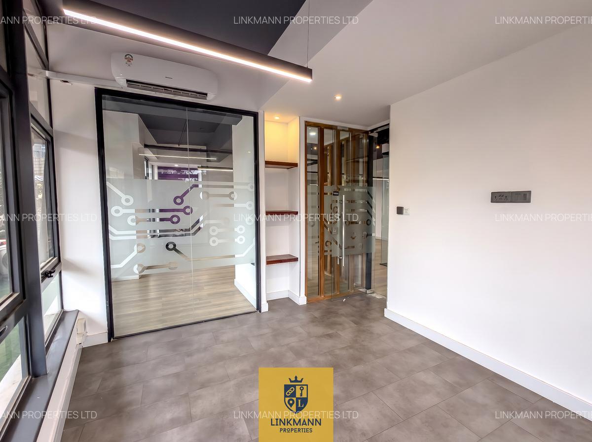 2,030 ft² Office with Service Charge Included in Westlands Area - 7