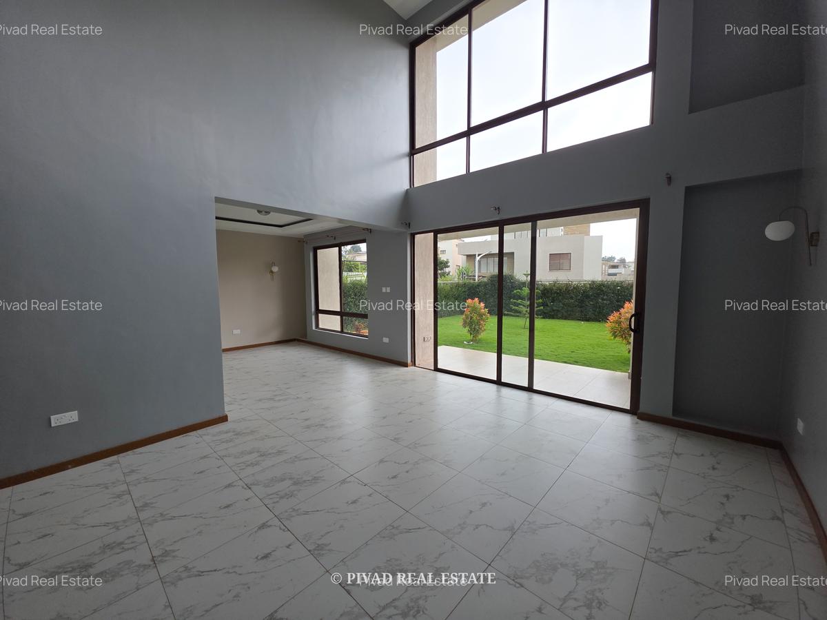 4 Bed Townhouse with Swimming Pool in Runda - 20