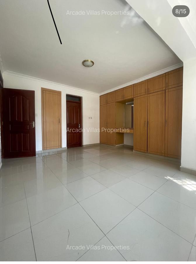 3 Bed Apartment with Staff Quarters in Kileleshwa - 5