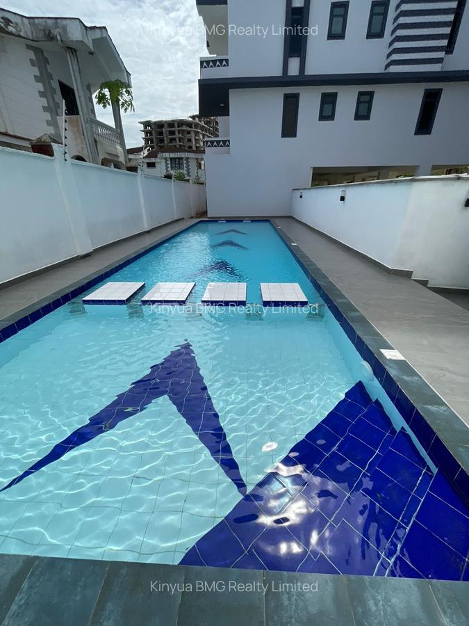 Serviced 3 Bed Apartment with En Suite at Off Links Road - 1