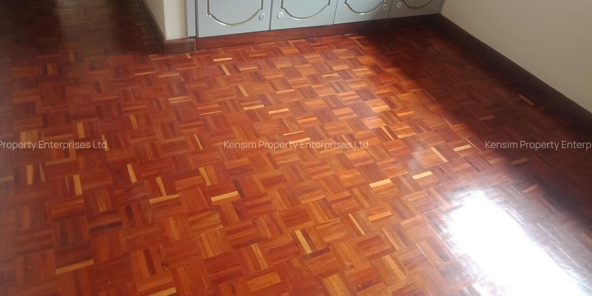 4 Bed Townhouse with En Suite in Lavington - 12