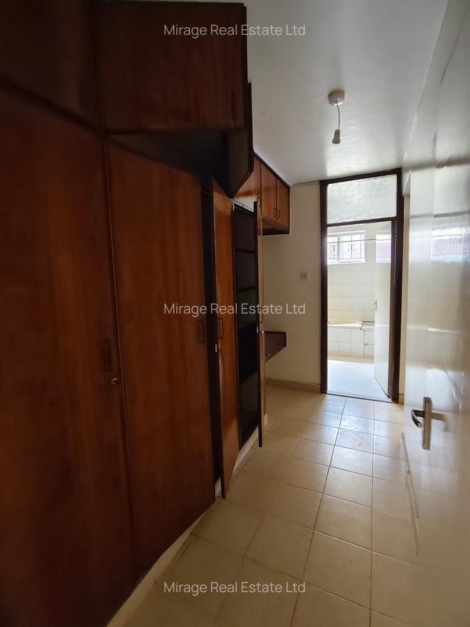 3 Bed Apartment with Parking in Westlands Area - 10