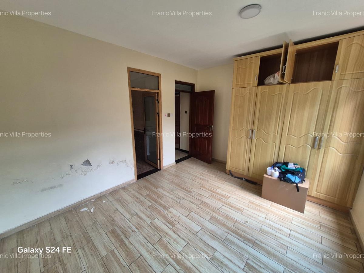 3 Bed Apartment with En Suite at Lavington - 9