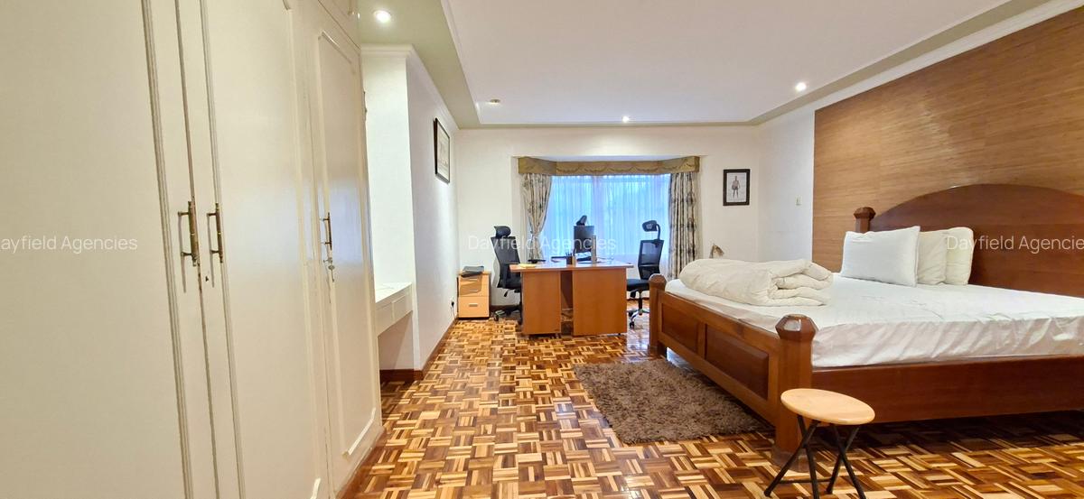 4 Bed House with En Suite at Grevillea Grove - 14