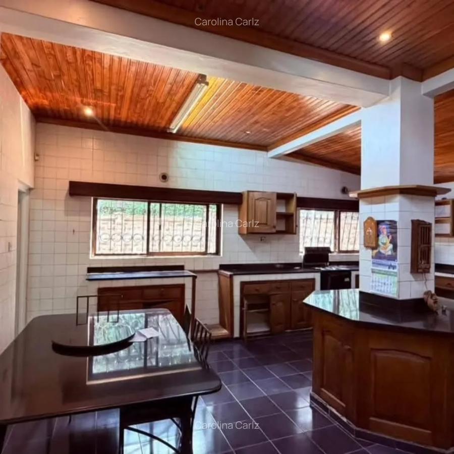 4 Bed House with En Suite at Spring Valley - 6
