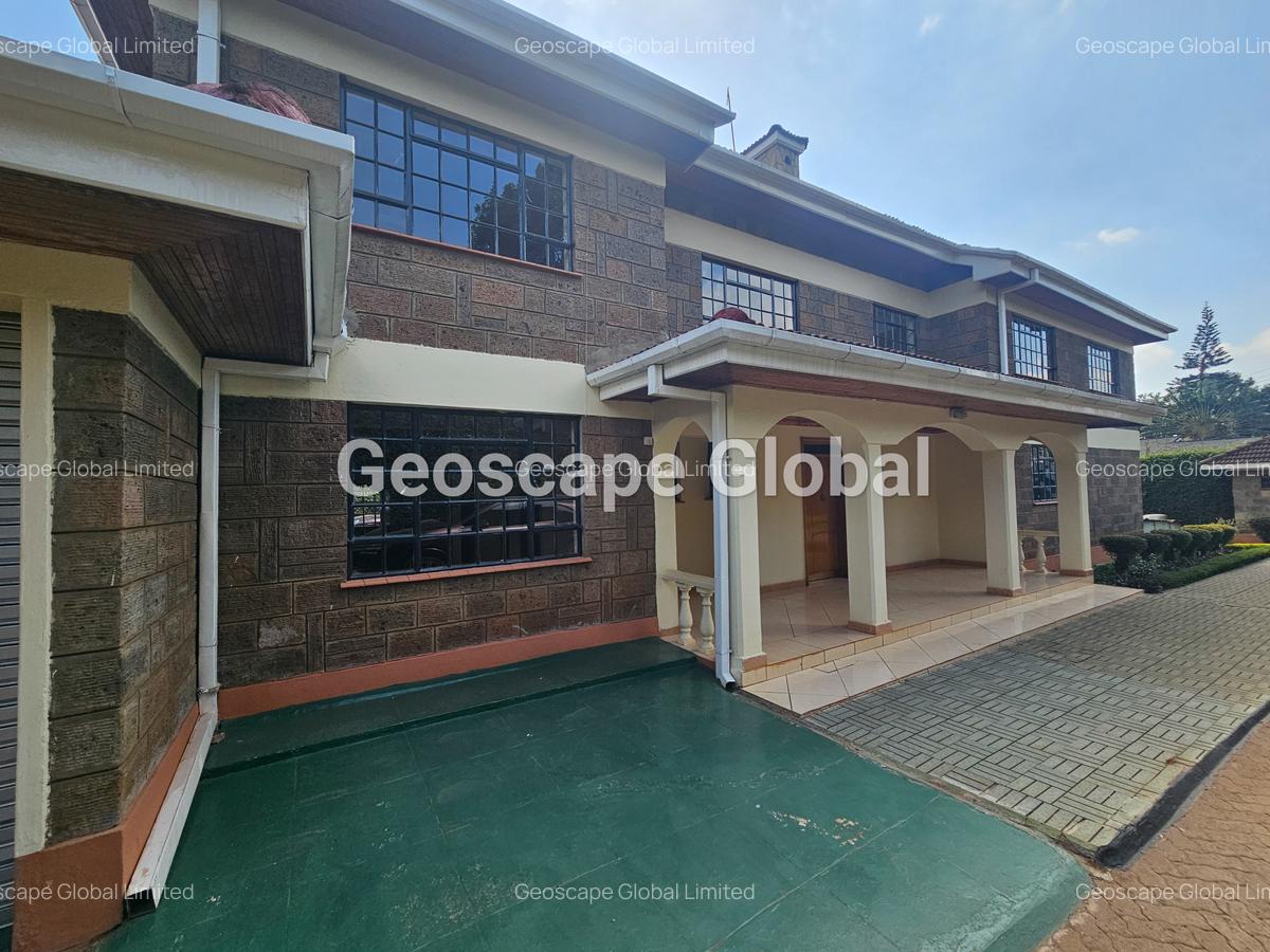 5 Bed House with En Suite in Runda - 6