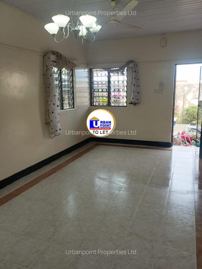 2 Bed House with En Suite at Kiembeni - 9