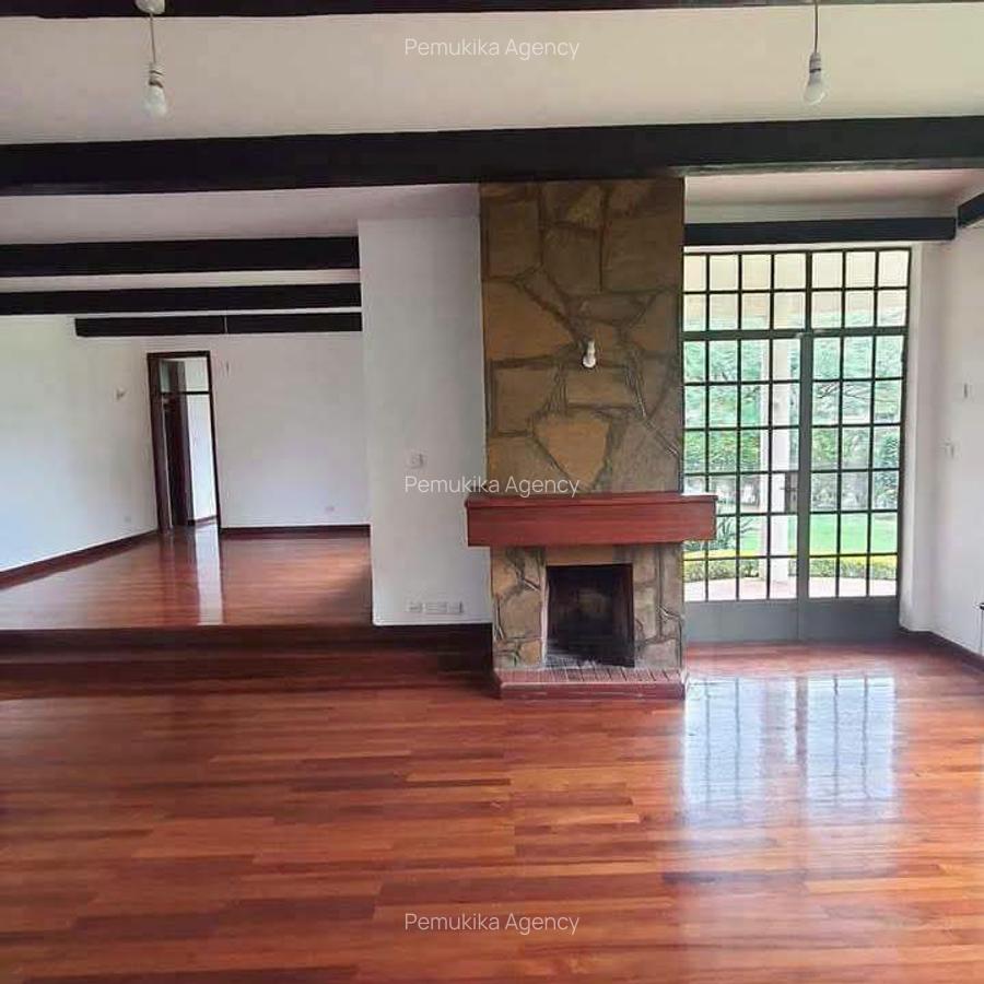 5 Bed Townhouse with En Suite in Rosslyn - 14