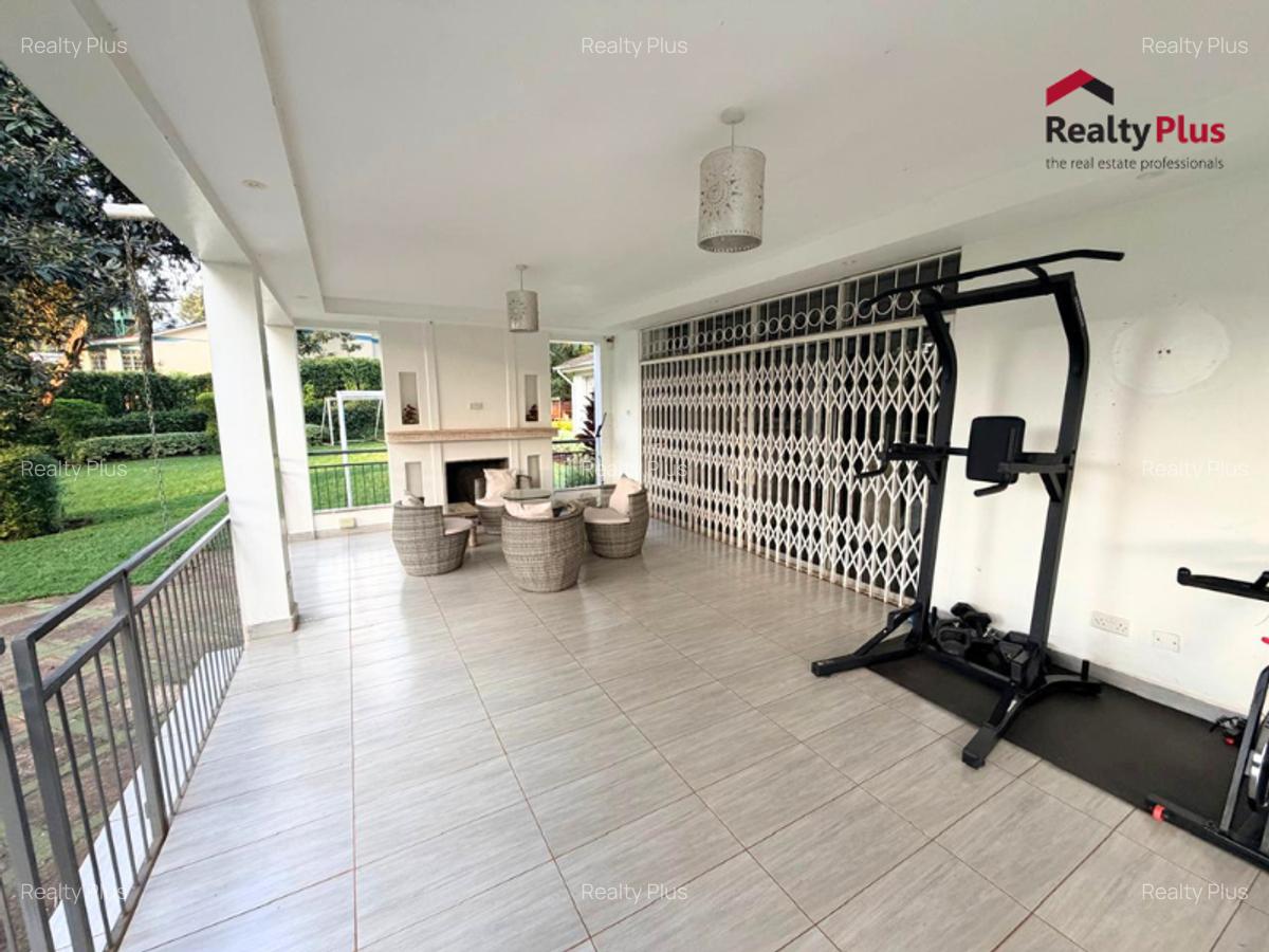 4 Bed House with En Suite at Loresho Crescent - 8